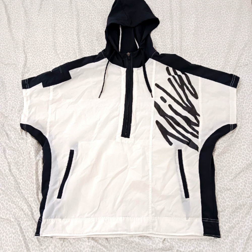 Men's Nike half zip windbreaker